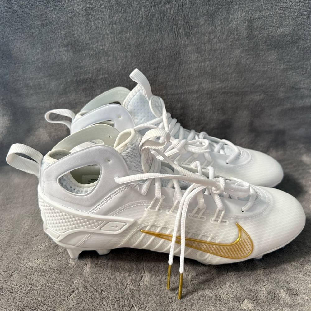 Nike Huarache 9 Elite Mid Mens Lacrosse Cleats White Size 9.5